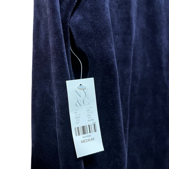 New York & Company Velour Tracksuit – Medium Tall - Picture 7 of 9